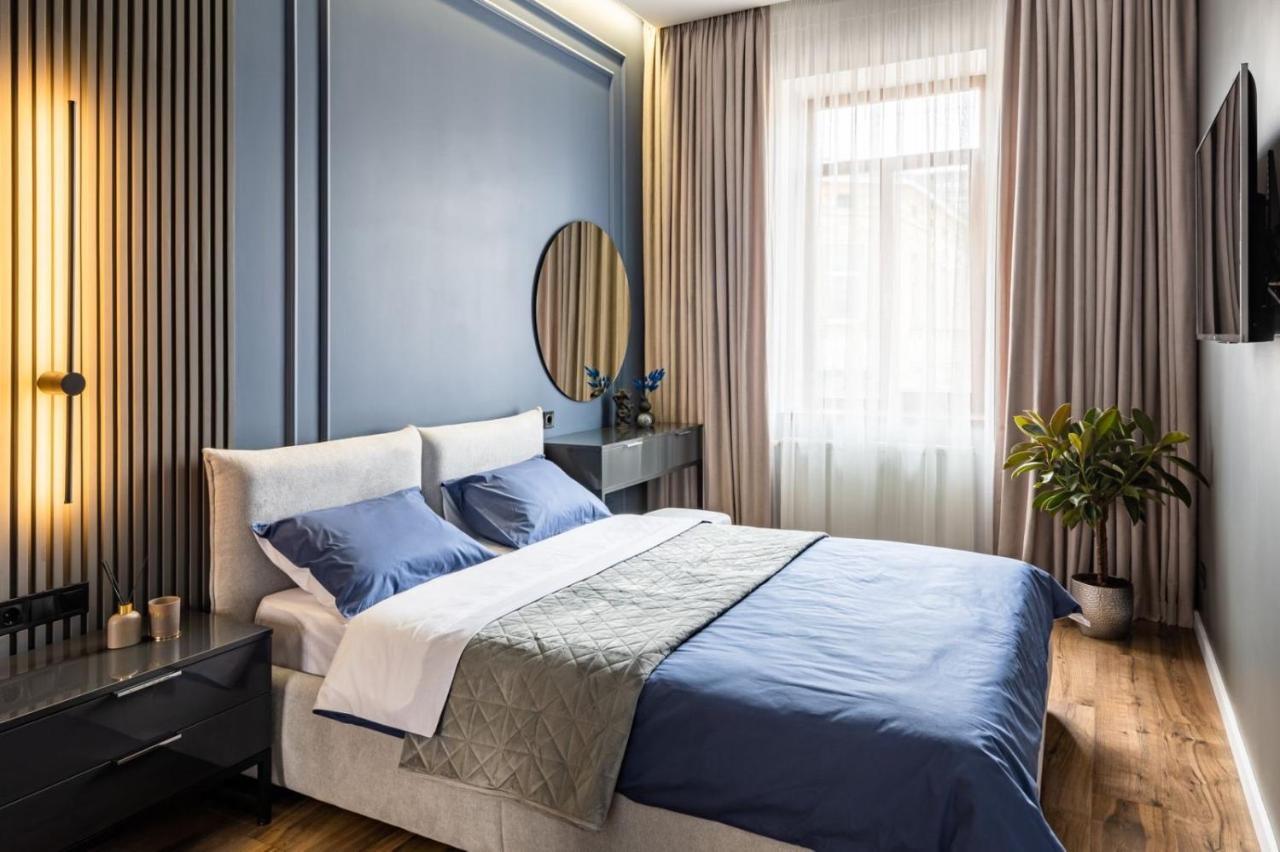 Куліша 12 Appartement Lviv Buitenkant foto