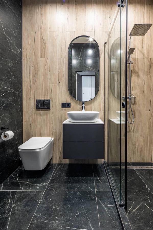 Куліша 12 Appartement Lviv Buitenkant foto