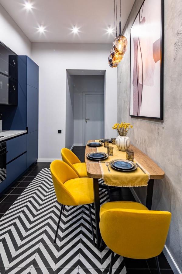 Куліша 12 Appartement Lviv Buitenkant foto