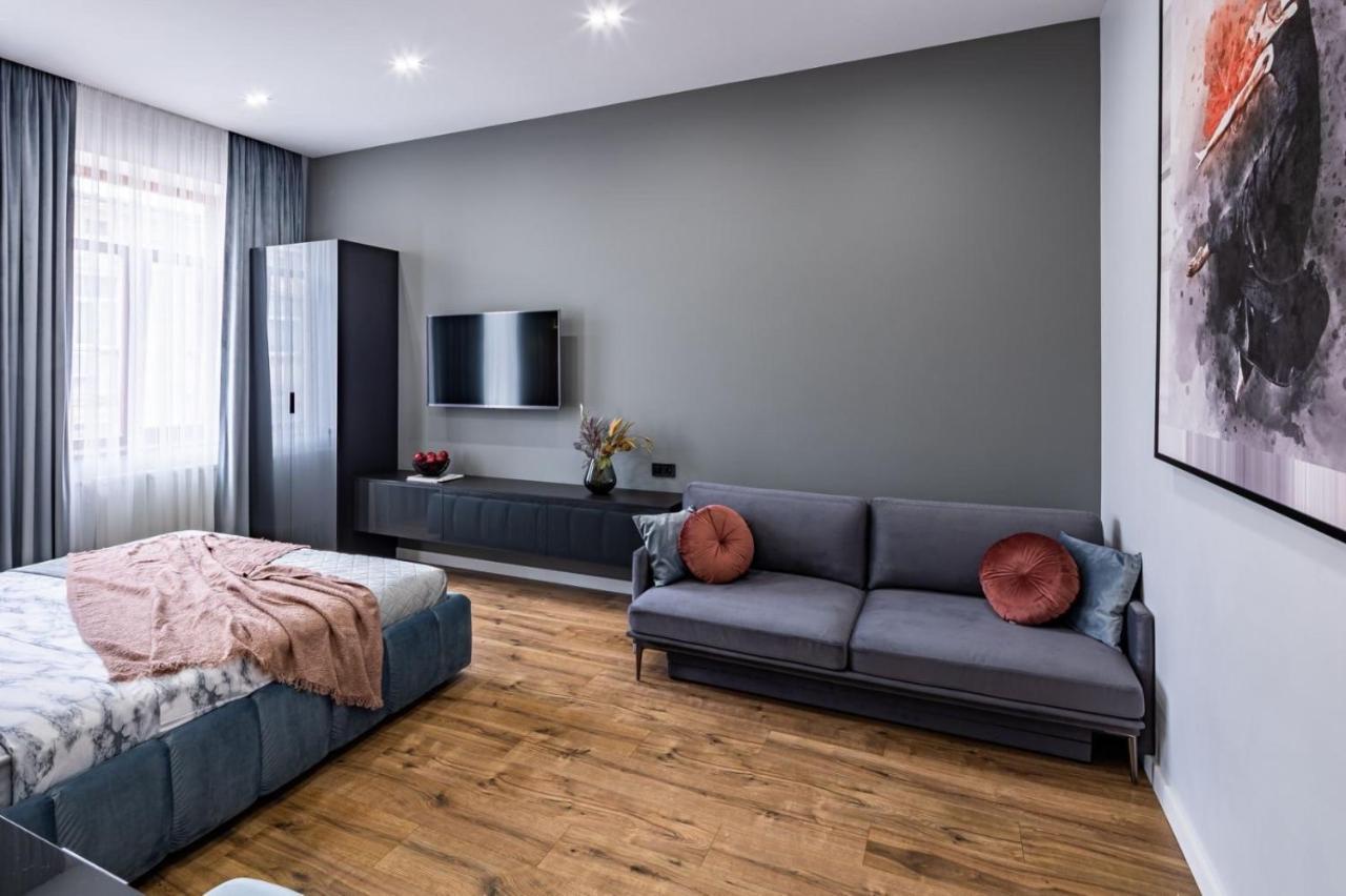 Куліша 12 Appartement Lviv Buitenkant foto